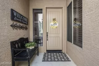 Photo #2: 6907516 Listing