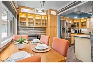 Photo #5: 6907523 Listing 