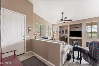 Photo #3: 6907539 Listing