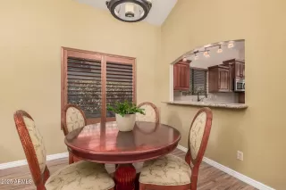 Photo #4: 6907836 Listing 