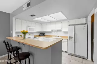 Photo #1: 6907871 Listing