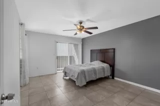 Photo #6: 6907871 Listing