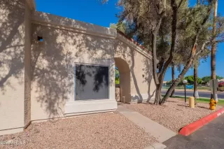 Photo #1: 6907919 Listing 