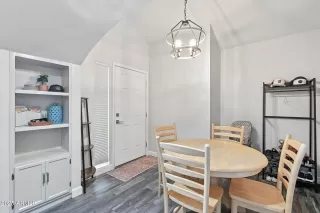 Photo #4: 6907919 Listing 