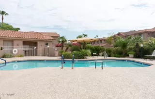 Photo #3: 6908553 Listing 