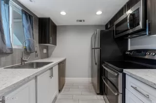 Photo #2: 6908710 Listing 