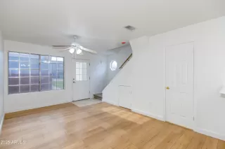 Photo #4: 6908915 Listing 