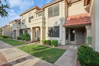 Photo #1: 6909029 Listing