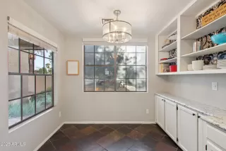 Photo #5: 6909029 Listing