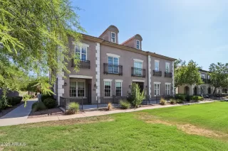 Photo #1: 6909255 Listing