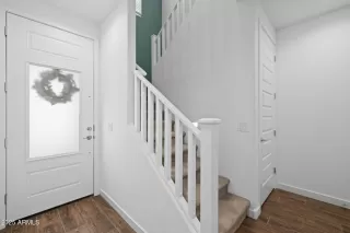 Photo #3: 6909337 Listing