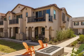 Photo #4: 6909337 Listing