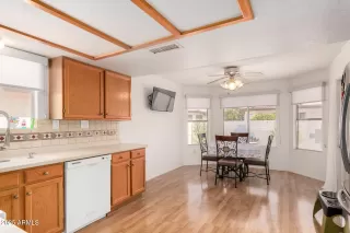 Photo #1: 6909448 Listing 