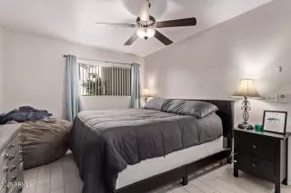 Photo #6: 6909946 Listing 