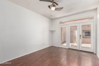 Photo #3: 6909958 Listing 