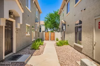 Photo #1: 6909961 Listing 