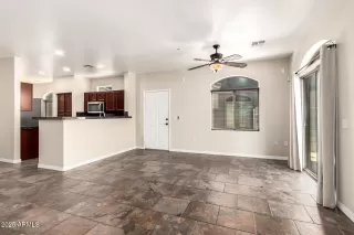 Photo #3: 6909961 Listing 