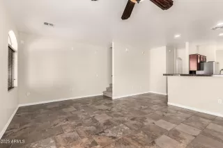 Photo #5: 6909961 Listing 