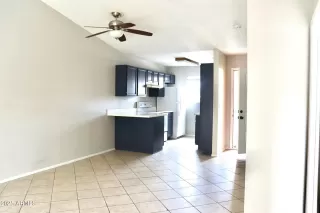 Photo #3: 6910056 Listing 