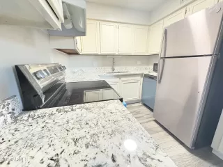 Photo #6: 6910458 Listing 