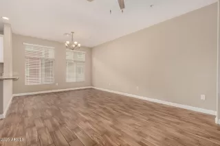 Photo #3: 6910702 Listing