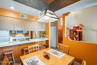 Photo #2: 6910852 Listing 