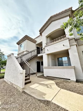 Photo #3: 6911068 Listing 