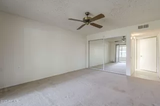 Photo #5: 6911080 Listing 