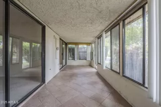 Photo #6: 6911080 Listing 