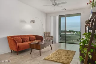 Photo #1: 6911122 Listing 