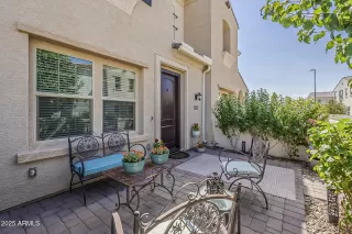 Photo #5: 6911156 Listing 