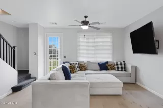 Photo #4: 6911188 Listing 