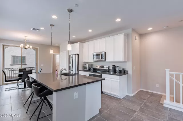 MLS: 6911229 Condo For Sale