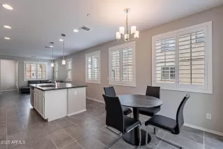 Photo #3: 6911229 Listing 