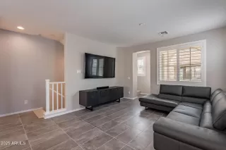 Photo #6: 6911229 Listing 