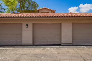 Photo #6: 6911385 Listing