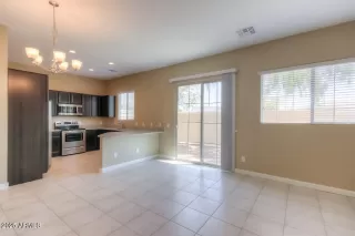 Photo #2: 6911404 Listing