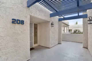 Photo #3: 6911770 Listing