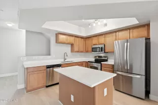 Photo #1: 6911813 Listing 