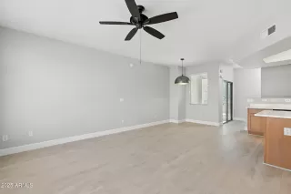 Photo #6: 6911813 Listing 