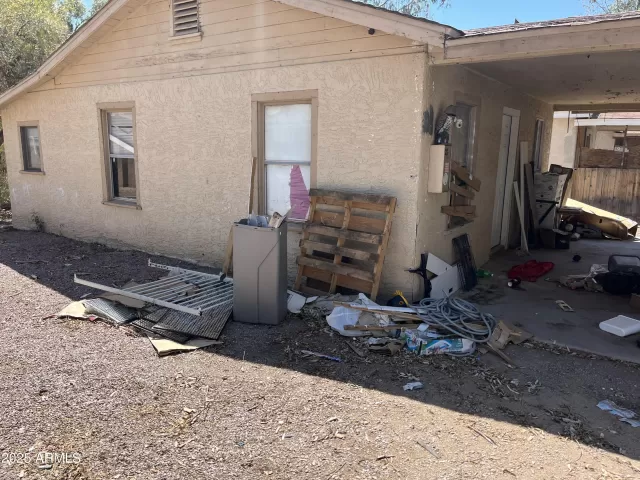 MLS: 6911835 Condo For Sale