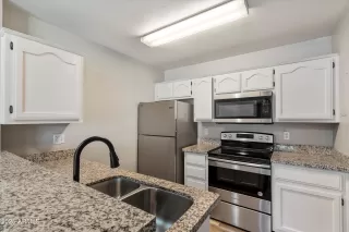 Photo #3: 6911997 Listing 