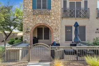 Photo #2: 6912282 Listing