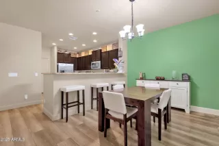 Photo #3: 6912282 Listing