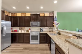 Photo #6: 6912282 Listing