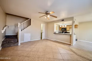 Photo #5: 6912306 Listing 