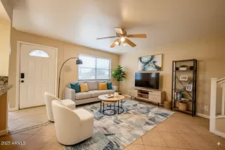 Photo #6: 6912306 Listing 