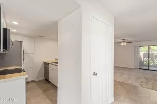 Photo #2: 6912454 Listing 