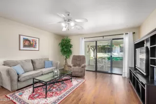 Photo #4: 6912492 Listing 