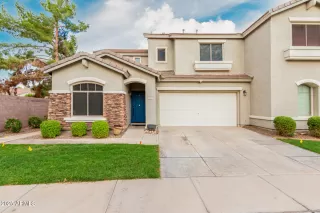 Photo #1: 6912830 Listing